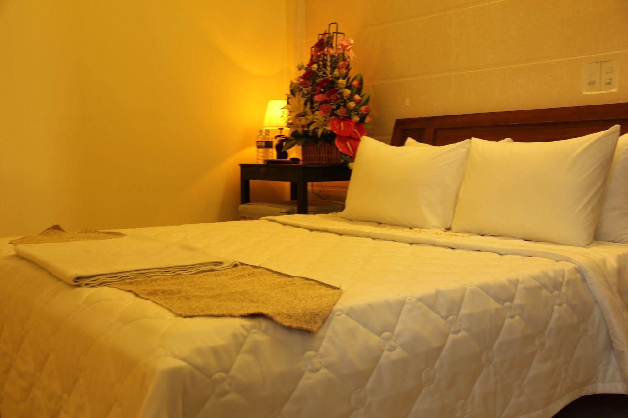 Hue Boutique Homestay Extérieur photo